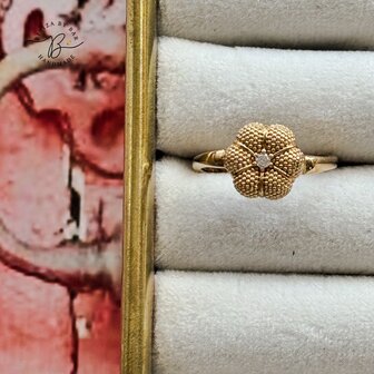 ring small charming flower