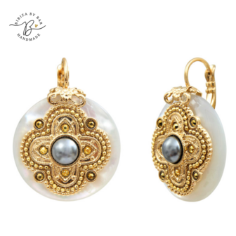 oorbellen Positano mother of pearl white