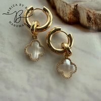 oorbellen pearl clover