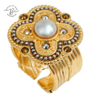 ring Positano white pearl