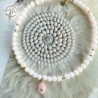 lovely pastel necklace gemstone white/soft pink
